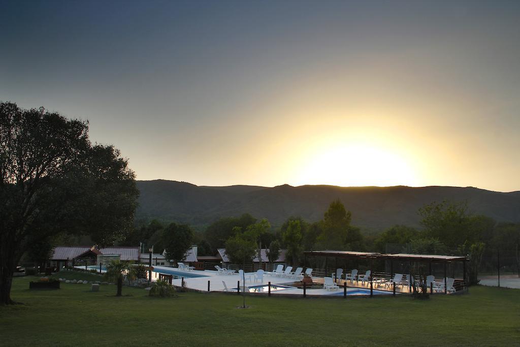 Villa Complejo El Paine Villa General Belgrano Esterno foto